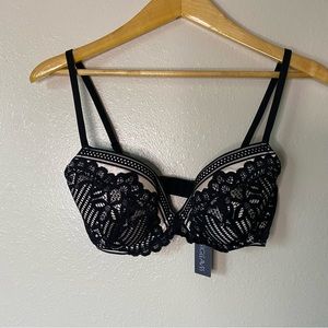 NWT Harper Geometric Lace Plunge Bra